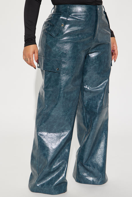 “Spring Teal” Faux Leather Pant (Plus)