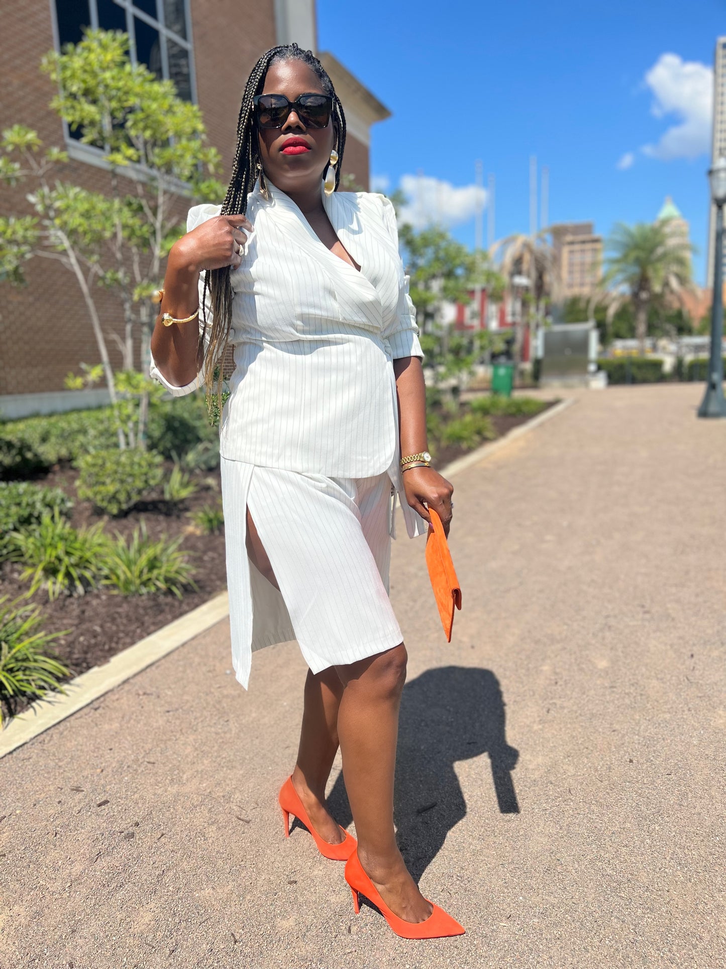 “Out of Office” Short Suit